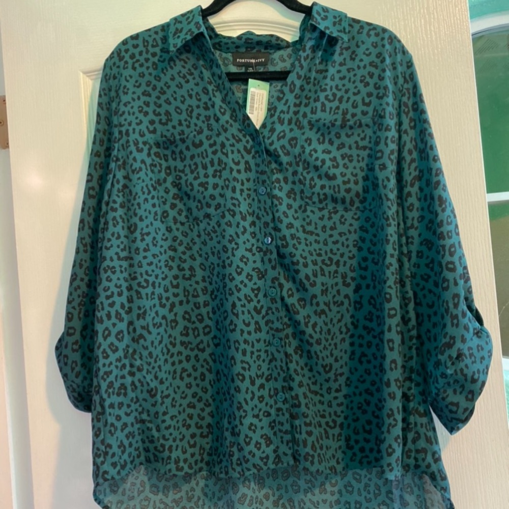 Green cheetah print shirt from Fortune + Ivy. New.